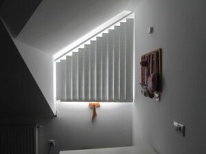 Vertikalna Trakasta Zavjesa