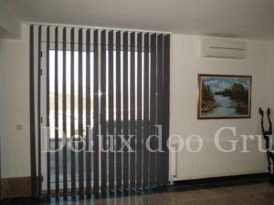 Vertikalna Trakasta Zavjesa