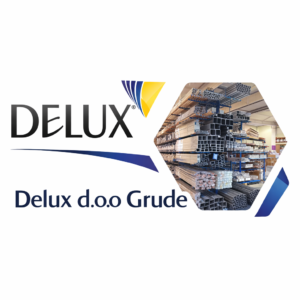 Aluminijski profili složeni na policama u skladištu uz logo Delux d.o.o. Grude